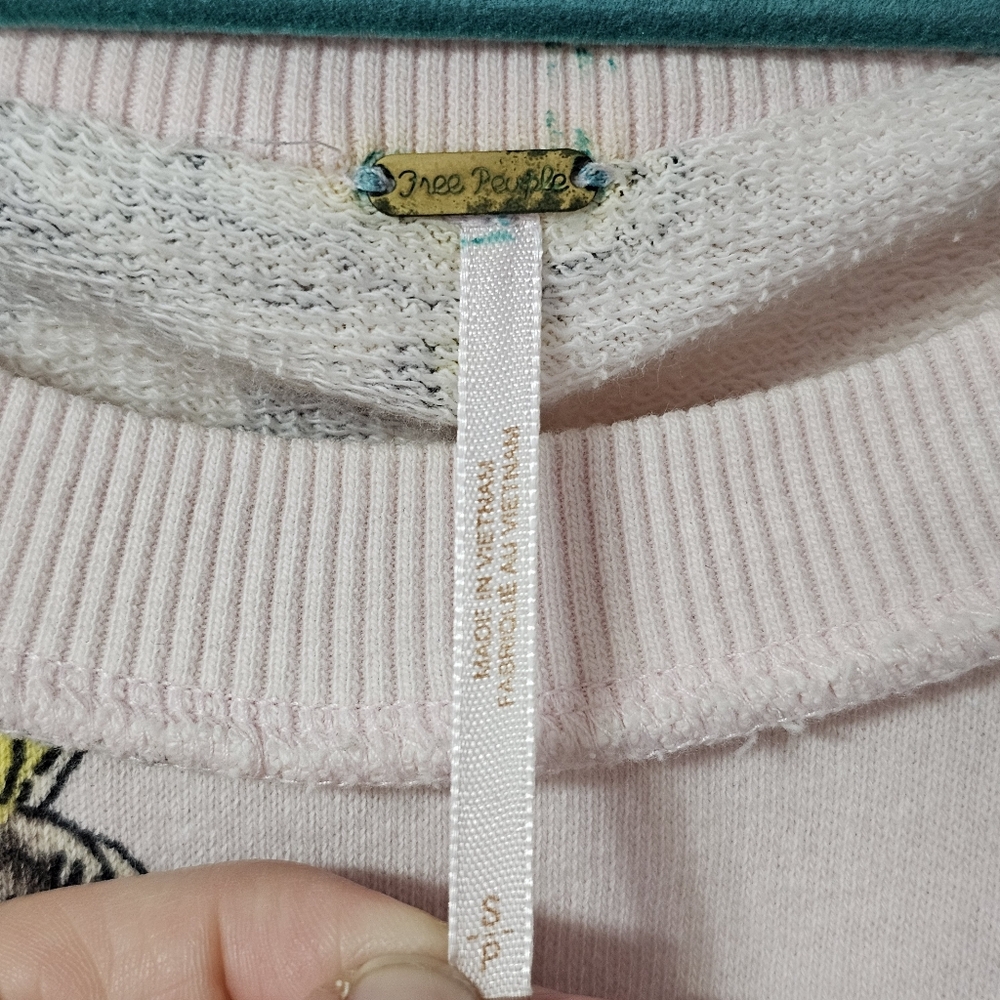 Free People Go On Floral Sweatshirt Pastel Pink Size SMALL - Picture 6 of 9